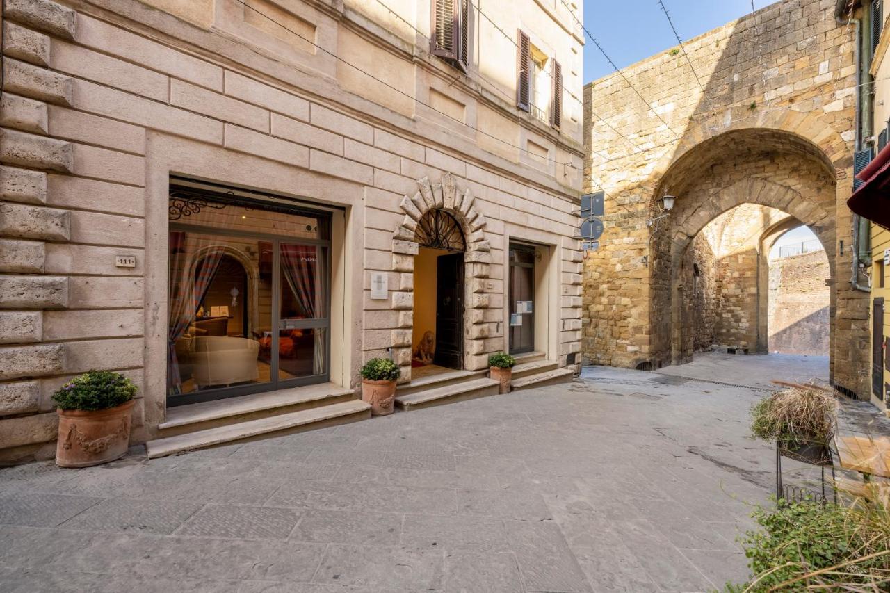 Palazzo Mosela Alla Porta Montepulciano Stazione Eksteriør billede